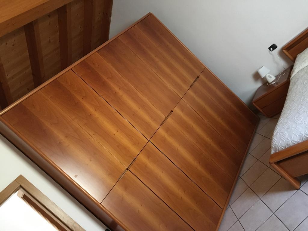 מאלצ'סינה Casella'S Apartments מראה חיצוני תמונה