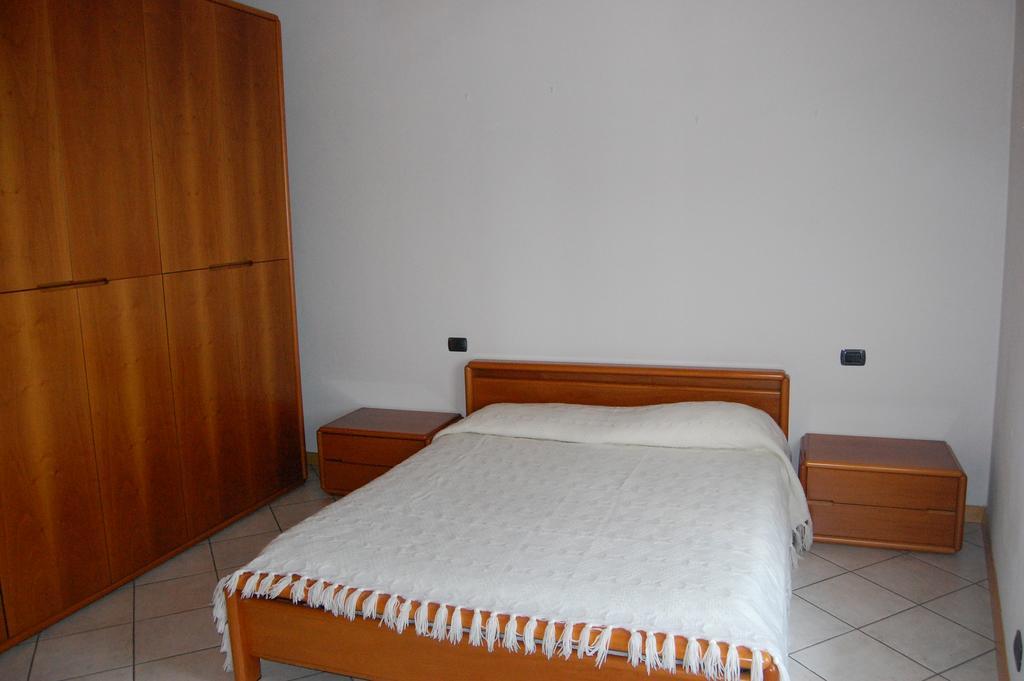 מאלצ'סינה Casella'S Apartments מראה חיצוני תמונה